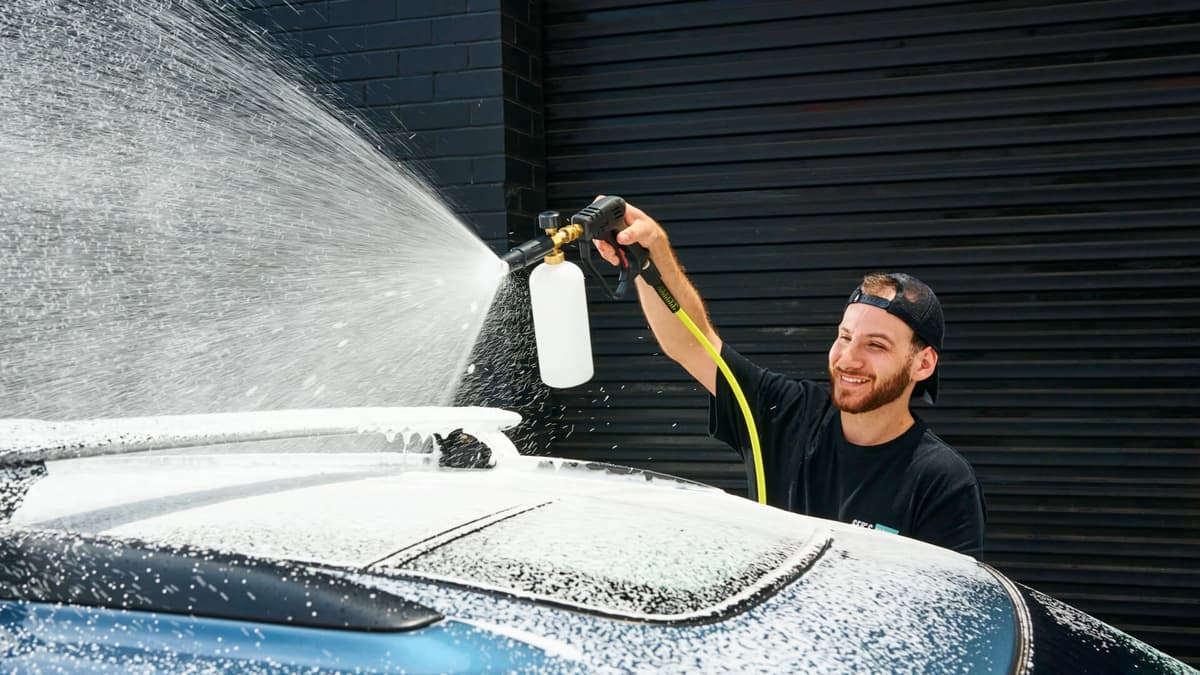 SC-2312-13-Sebs-Car-Wash