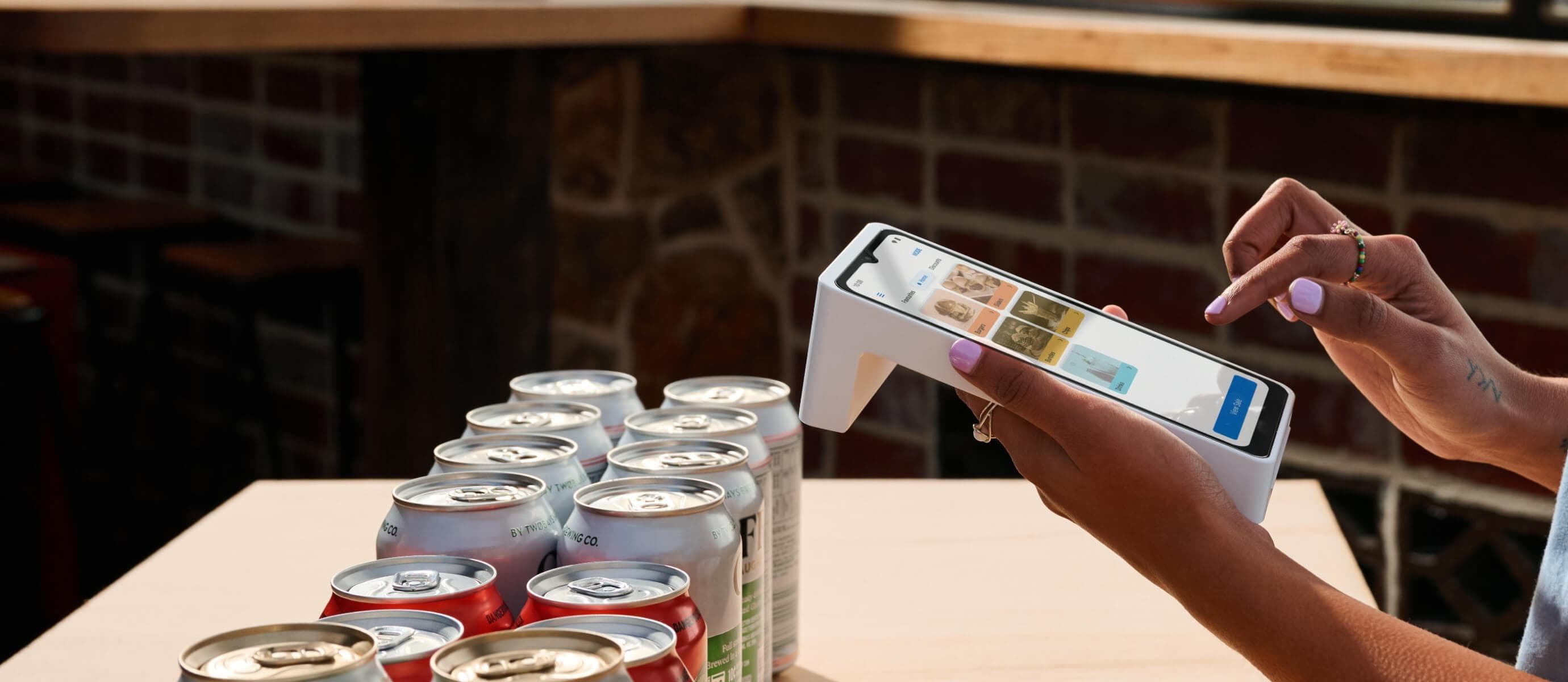 Zeller - POS on Terminal 2 in White, bar