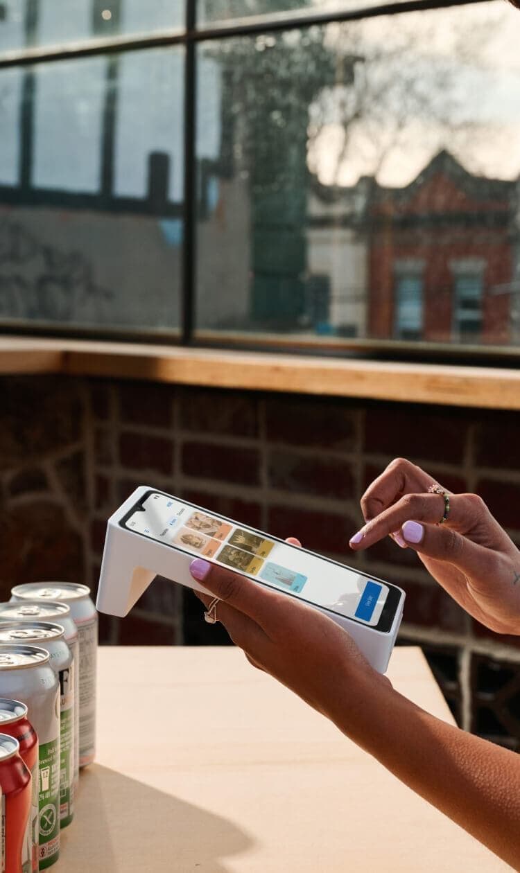 Zeller - POS on Terminal 2 in White, bar